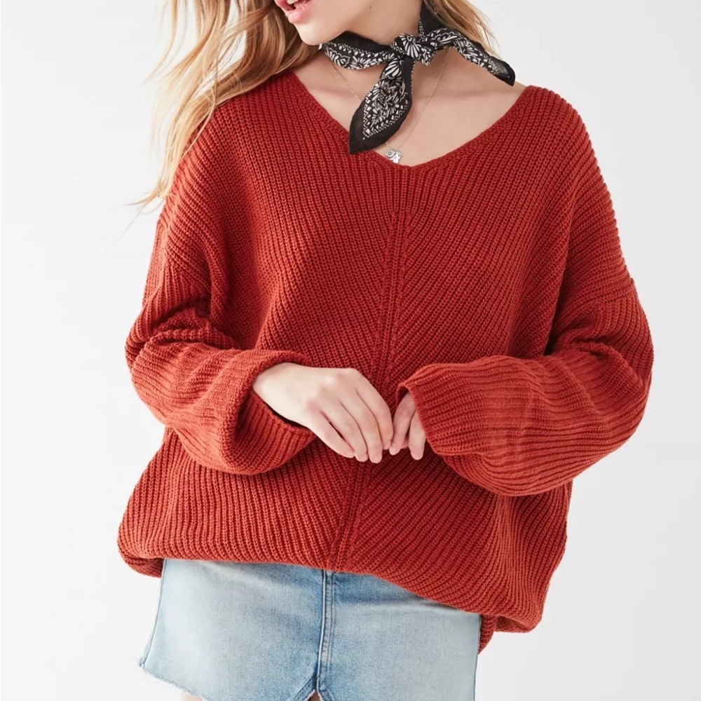 Urban Outfitters Burnt Orange Oversized V-Neck Sweater Size XS - Picture 5 of 5